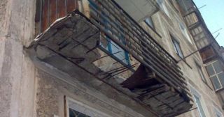 Демонтаж балкона Ирбит, цена от 2923 руб.
